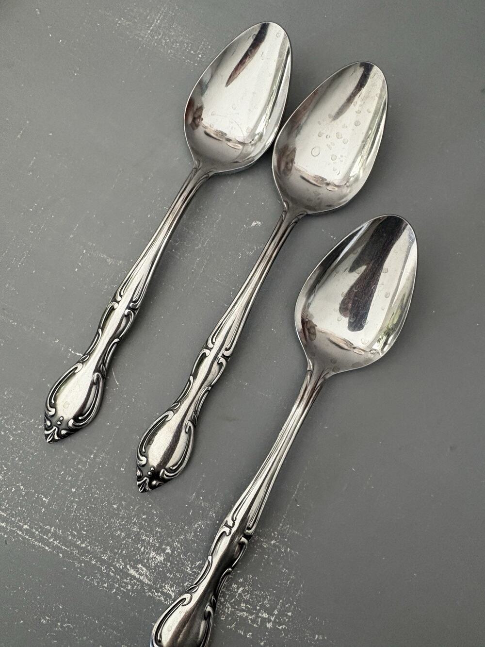 Set of 3 "HAMPTON COURT" Stainless Place Large Oval/Soup Spoons ~Japan